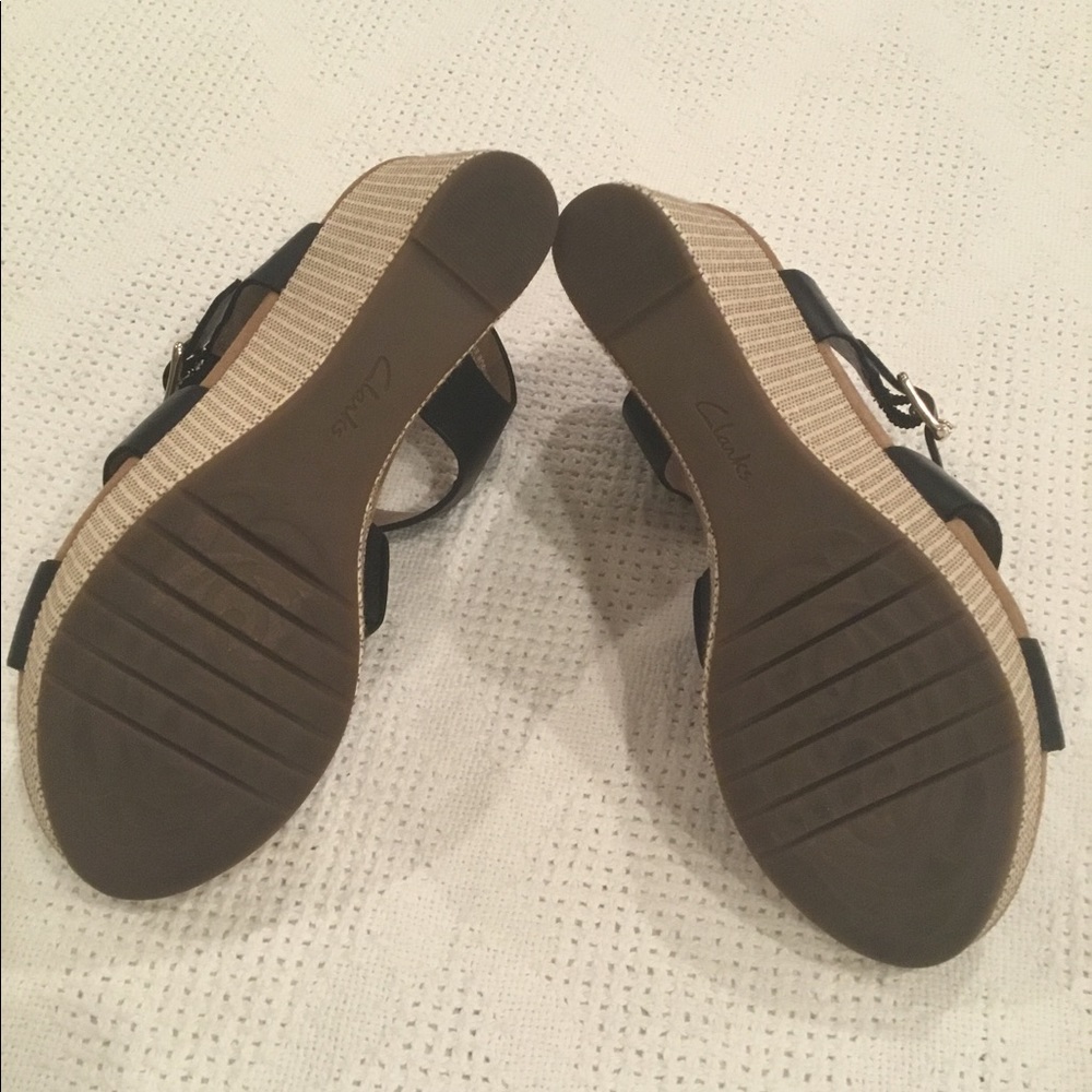 CLARKS SANDALS - Picture 6 of 11